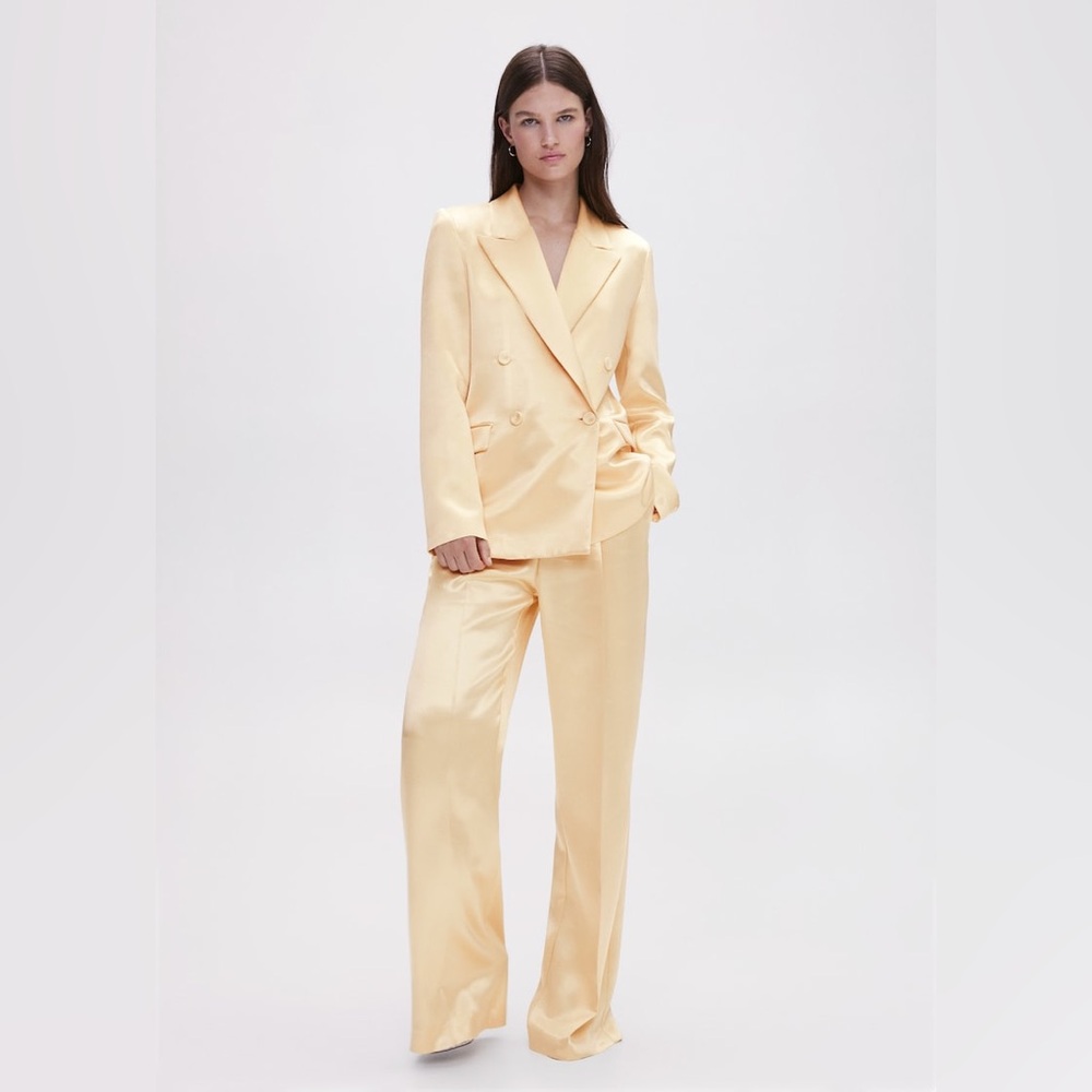 NWOT MANGO Selection Cream Satin-Finish Suit Blazer Jacket - Picture 2 of 13